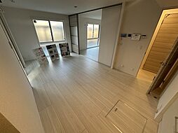 阪急神戸本線 武庫之荘駅 徒歩22分の賃貸アパート 2階1LDKのリビング/ダイニング