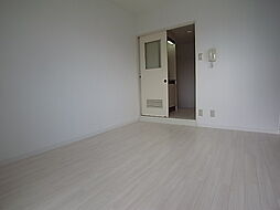 阪急伊丹線 新伊丹駅 徒歩5分の賃貸マンション 3階1Kのリビング/ダイニング