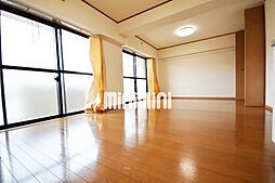 リンデンハイム赤塚 3階2LDKのリビング/ダイニング