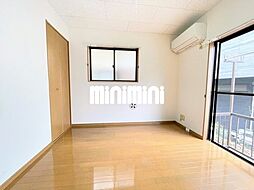 フルーレAK 1階ワンルームのリビング/ダイニング