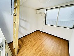 メゾンドセシール 1階ワンルームのリビング/ダイニング