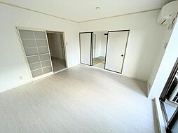 グランドール 1階3DKのリビング/ダイニング