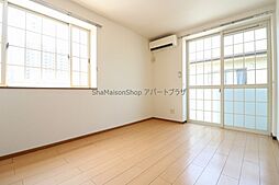 ヴィラ　フェルト 2階2DKのリビング/ダイニング