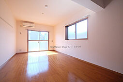 メイプルヒルズ 2階ワンルームのリビング/ダイニング