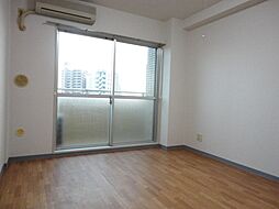 ライオンズマンション川崎境町 502 5階ワンルームのリビング/ダイニング