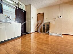 第三下河原ハイツ 2階2DKのリビング/ダイニング