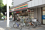セブンイレブン 川崎社会保険病院前店（411m）