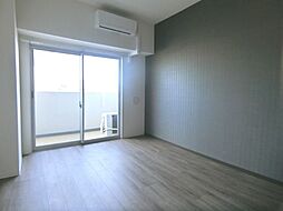 ルーツ新都心 4階1Kのリビング/ダイニング