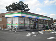 ファミリーマートさいたま蓮沼店 530m