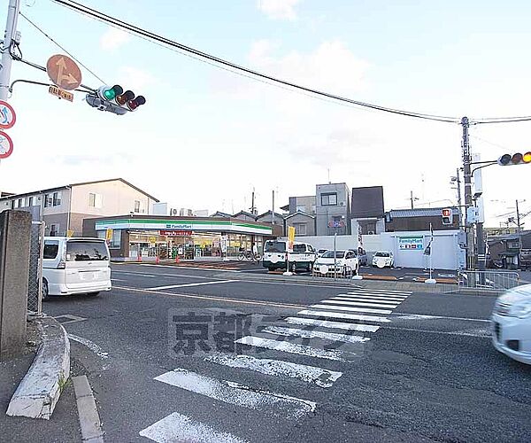 画像30:ファミリーマート伏見京町店まで46m 国道24号線沿いのコンビニです。