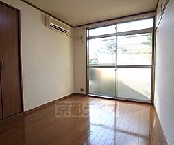 近鉄京都線 伊勢田駅 徒歩2分の賃貸アパート 1階1Kのリビング/ダイニング