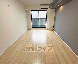 ウエスト　コミタリアIII 303 3階1Kのリビング/ダイニング