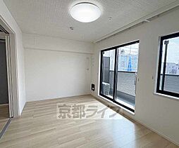 ウエスト　コミタリアIII 302 3階1LDKのリビング/ダイニング