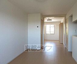 メルシーガーデン坂本 304 3階1LDKのリビング/ダイニング