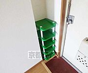 靴収納つきの玄関