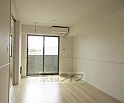 明るいリビングです
