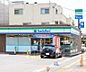 周辺：ファミリーマート 大津月輪三丁目店まで240m