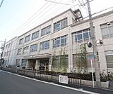 梅小路小学校まで1200m