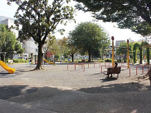 画像2:【公園】椎名町公園まで142ｍ