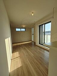 ヘーベルメゾン松並 3階2LDKのリビング/ダイニング