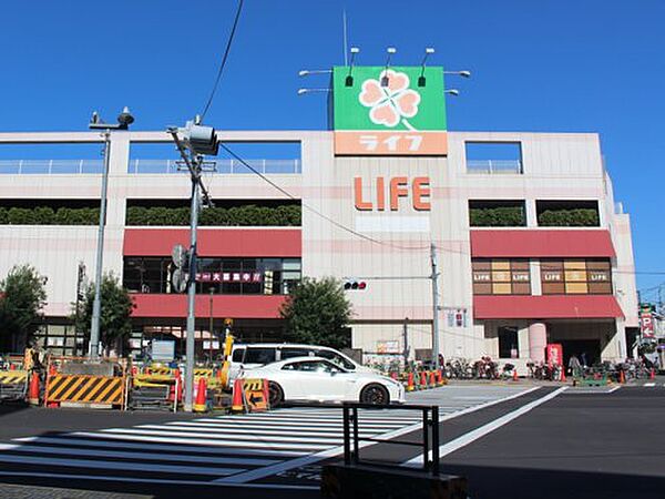 画像15:【スーパー】ライフ 千川駅前店まで628ｍ