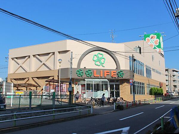 画像15:【スーパー】ライフ 赤塚店まで843ｍ