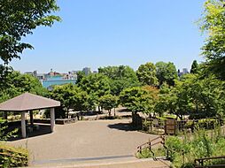 【公園】西ヶ原みんなの公園まで303ｍ