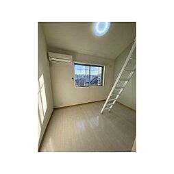 Hilltop杉田 202 2階ワンルームのリビング/ダイニング