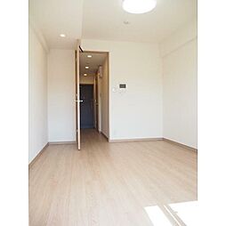 ルーブル横濱吉野町（ルーブルヨコハマヨシノチョウ） 102 1階1Kのリビング/ダイニング