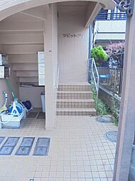 4 / 9
