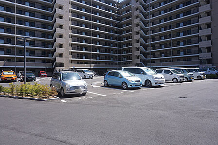 平面駐車場