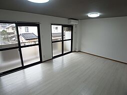 レザンヨシダA 205 2階1LDKのリビング/ダイニング