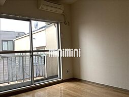 プレイハウス 3階1Kのリビング/ダイニング