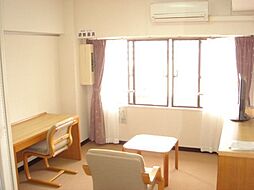 メゾン大塚 6階ワンルームのリビング/ダイニング