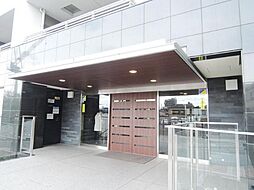12 / 28