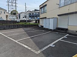 臼井第２アパート駐車場