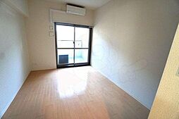 エクセレント上新20 2階ワンルームのリビング/ダイニング