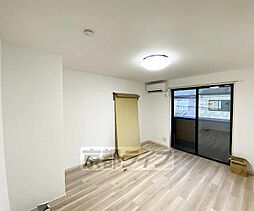 Ｇｌａｄｖｉｓ二条式部 202 2階1Kのリビング/ダイニング