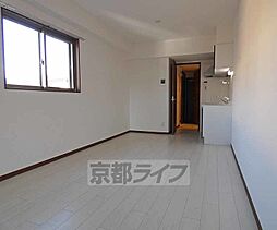 京阪本線 淀駅 徒歩7分の賃貸マンション 2階1LDKのリビング/ダイニング