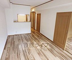 阪急京都本線 西山天王山駅 徒歩7分の賃貸マンション 4階3LDKのリビング/ダイニング