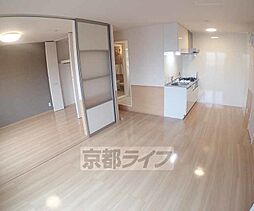 JR山陰本線 嵯峨嵐山駅 徒歩19分の賃貸アパート 1階1LDKのリビング/ダイニング