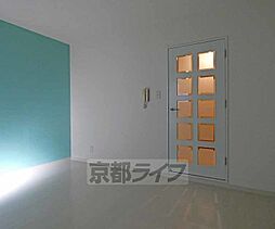 京阪本線 丹波橋駅 徒歩10分の賃貸マンション 2階1Kのリビング/ダイニング