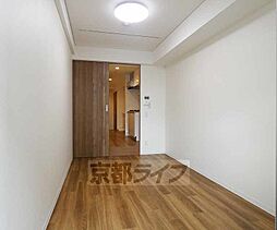 京阪本線 伏見桃山駅 徒歩5分の賃貸マンション 4階1Kのリビング/ダイニング