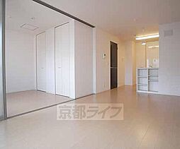 京阪本線 藤森駅 徒歩5分の賃貸アパート 2階1LDKのリビング/ダイニング