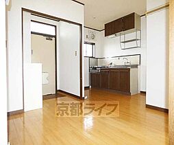 京都地下鉄東西線 石田駅 徒歩15分の賃貸アパート 1階2DKのリビング/ダイニング