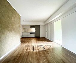 桂川ハイツ4号館 106 1階4LDKのリビング/ダイニング