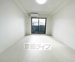 ＣＲＥＳＴ　ＴＡＰＰ京都丹波口II（クレストタップ） 401 4階1Kのリビング/ダイニング