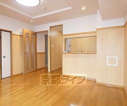 阪急京都本線 西院駅 徒歩9分の賃貸マンション 5階2LDKのリビング/ダイニング