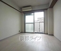 新町ロイヤルハイツ 110 1階1Kのリビング/ダイニング