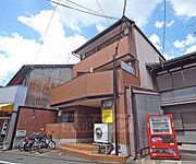 レンガ調の外壁がおしゃれ。